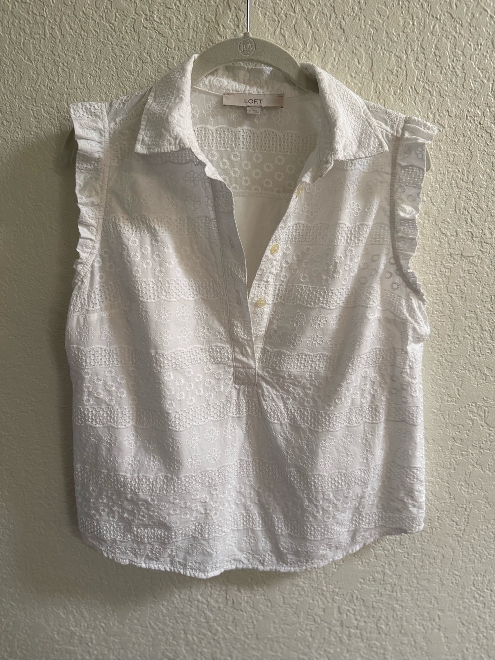 LOFT White Eyelet Ruffle Sleeve Collared Tank